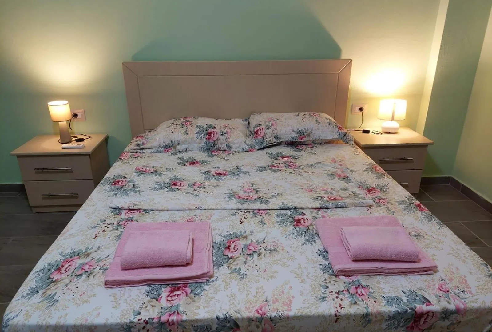Ledi Apartments Ksamil